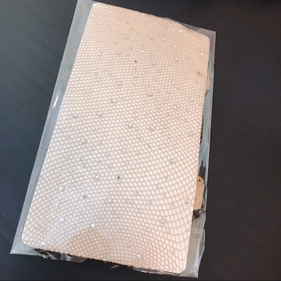 Rhinestone Fishnets Nude - Picture 3 of 3